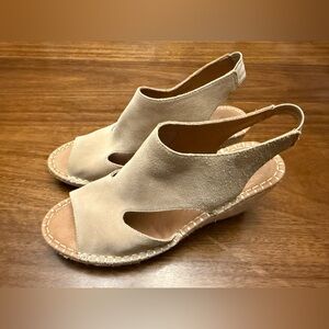 Gentle Souls Cody Wedge Espadrille Sandals by Kenneth Cole Size 9.5